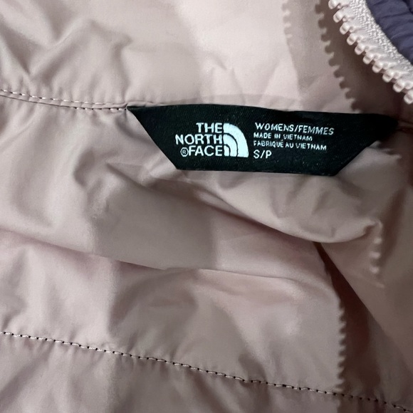 Northface Lightweight jacket - Picture 2 of 2